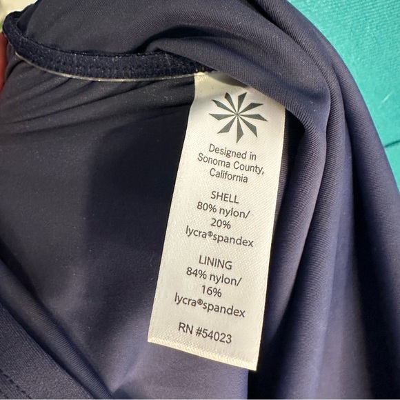 Athleta Tara Halter Tankini NWT 34D/DD Navy - Picture 12 of 14